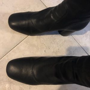 donald pliner gisele booties